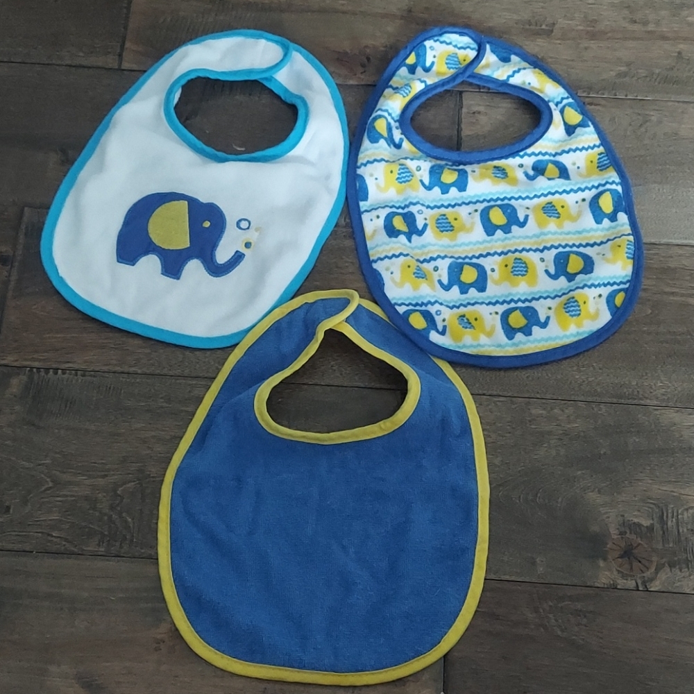Set of 3 bibs